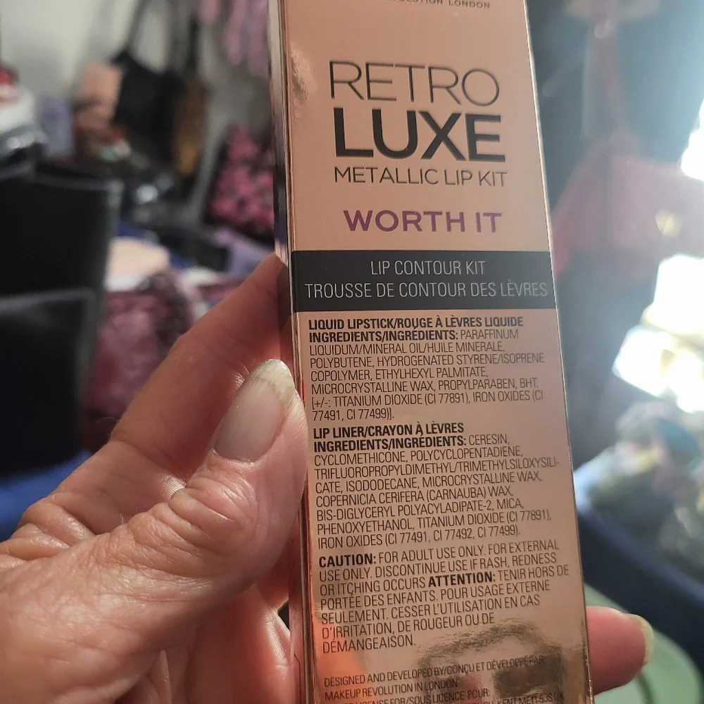 Revolution Retro luxe metallic lip kit